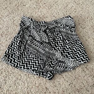 Monteau High Waist Shorts